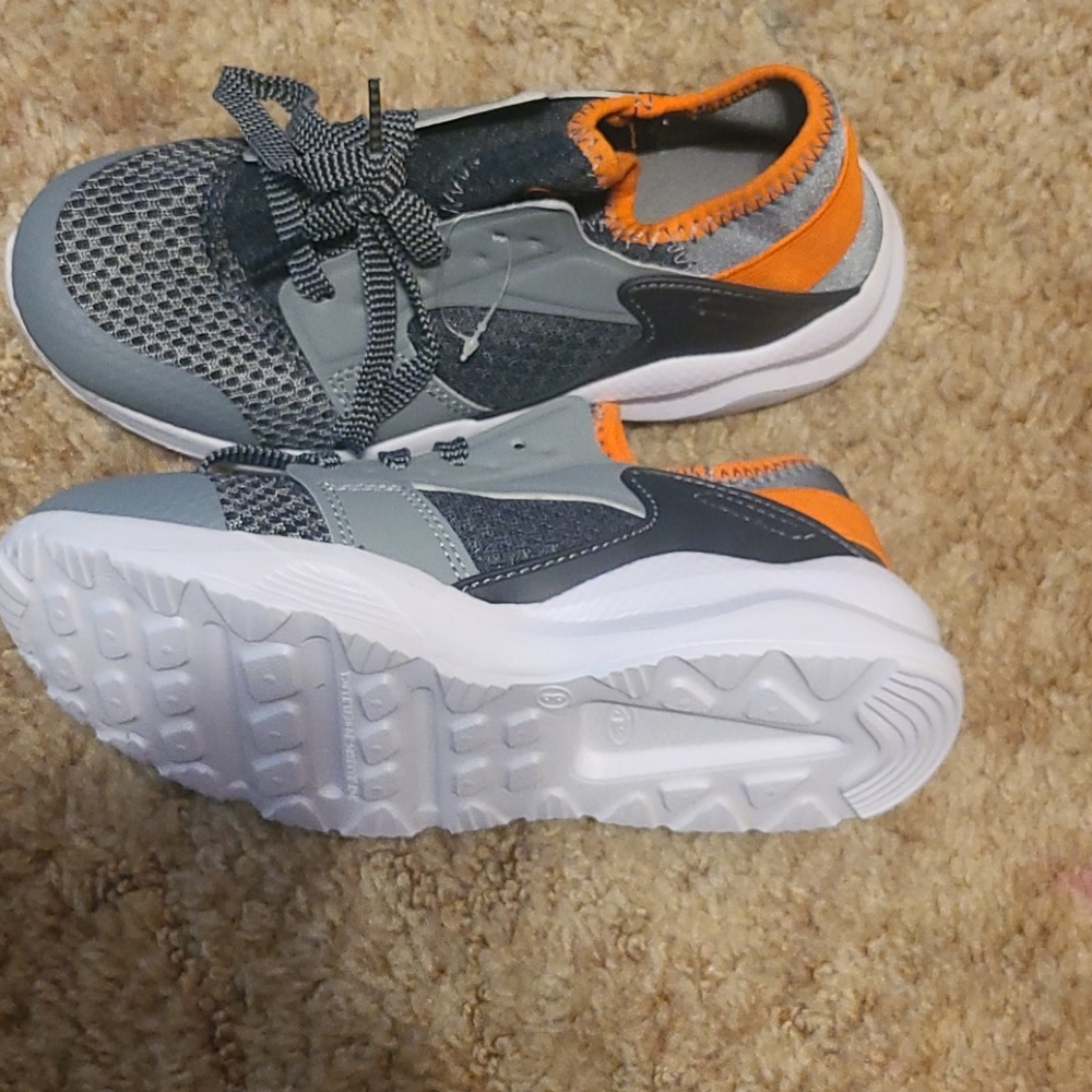 Boy shoes - Picture 2 of 2
